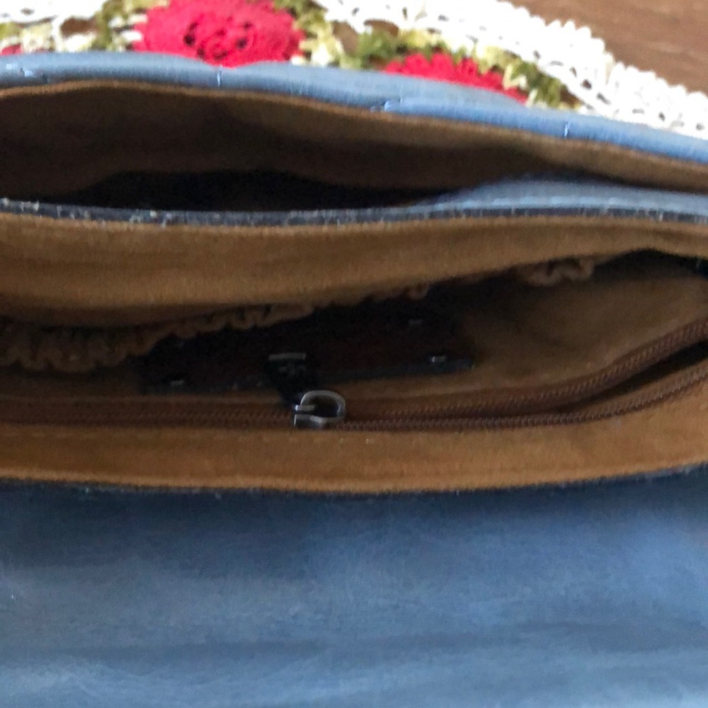 Patricia Nash Quilted Oil Waxed Leather Corfu Crossbody - Picture 7 of 8
